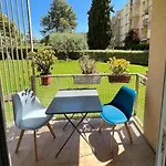 Nice Apartement 20 Mins From The Beach